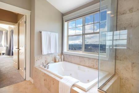 Holiday home Fremont With Panoramic Views Near Woodland Zoo Seattle